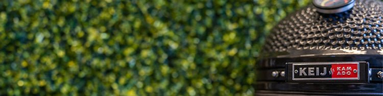 Keij Kamado 15 inch foto met groene achtergrond