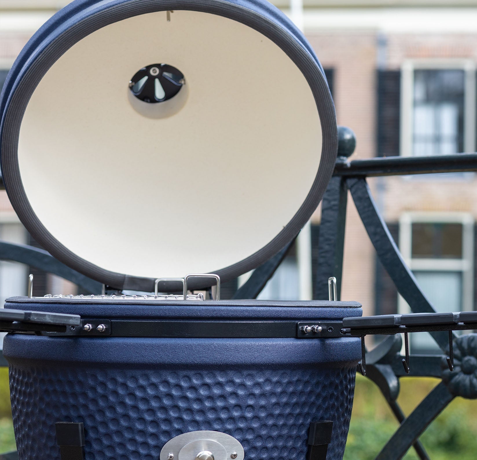 Kamado Schoonmaken: Gids voor Onderhoud en Tips