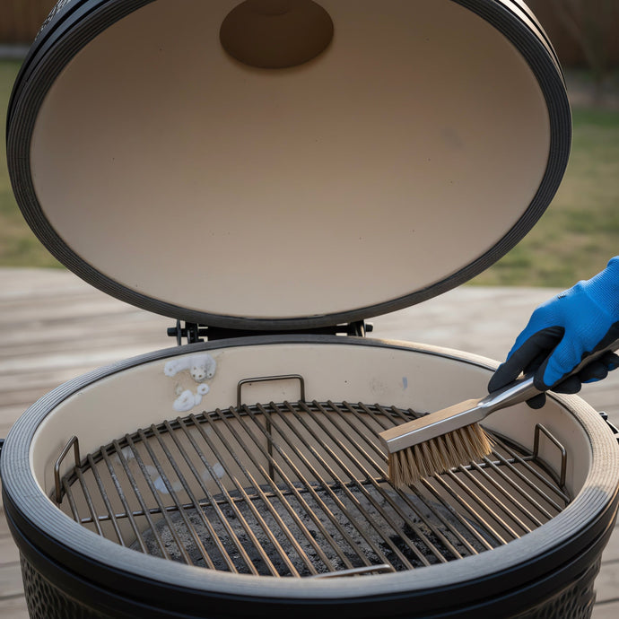 Schimmel in je kamado: oorzaken, oplossen en voorkomen