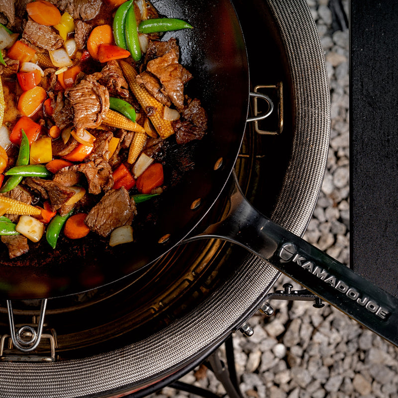 Laad afbeelding in galerij, Kamado Joe Karbon Steel Wok
